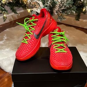Nike Kobe Reverse Grinches